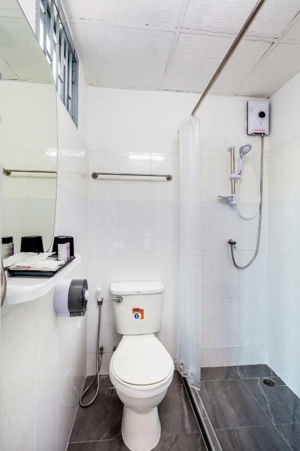 Penyos Service Apartment Bangkok Extérieur photo